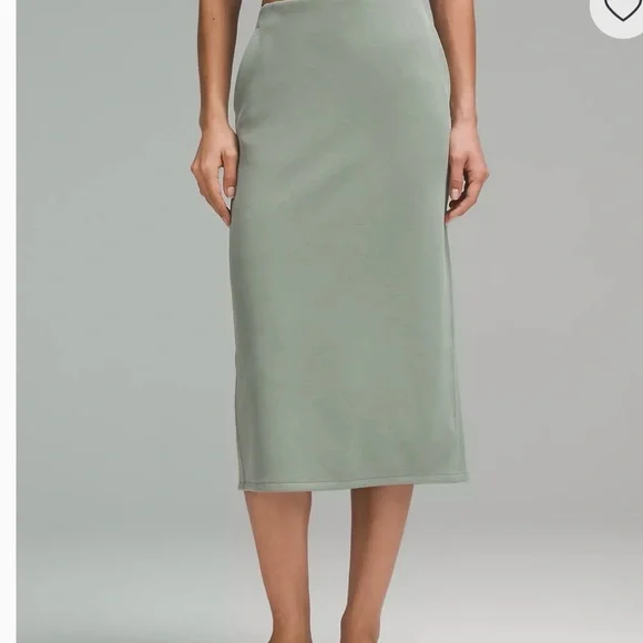 Lululemon Softstreme Highrise Midi Skirt - Picture 2 of 9
